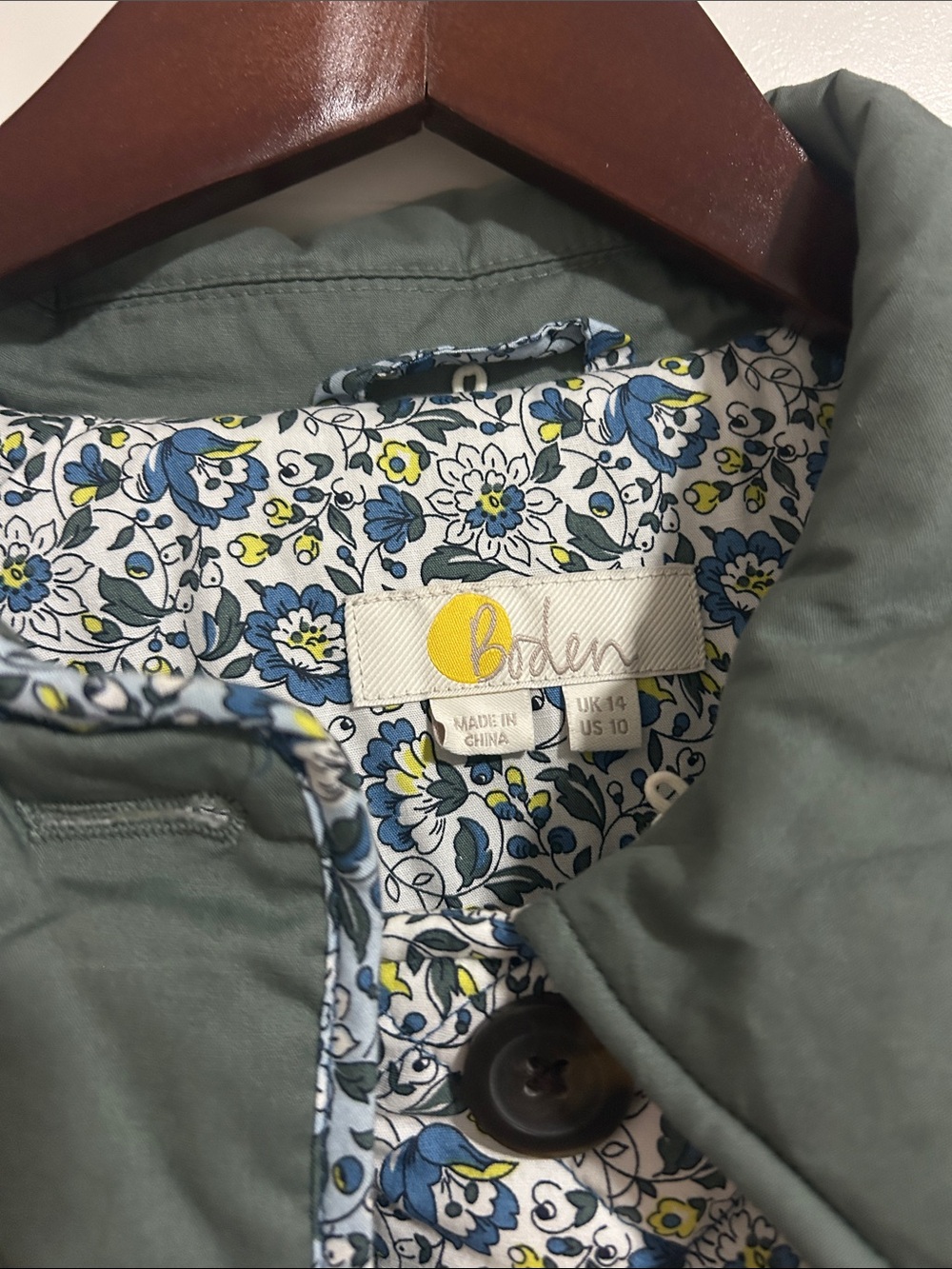 Boden Quilted Jacket - Picture 3 of 3
